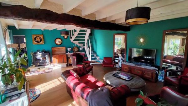 Maison de ville à vendre à Melle dans les Deux-Sèvres (79500), ref : 11720