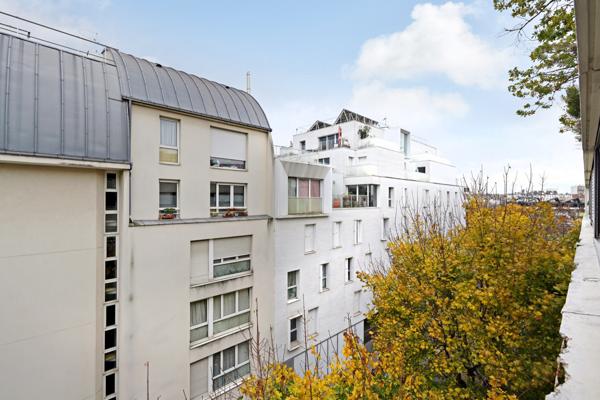 Paris (75019) Studio - Bassin de la Villette - Paris 19ème