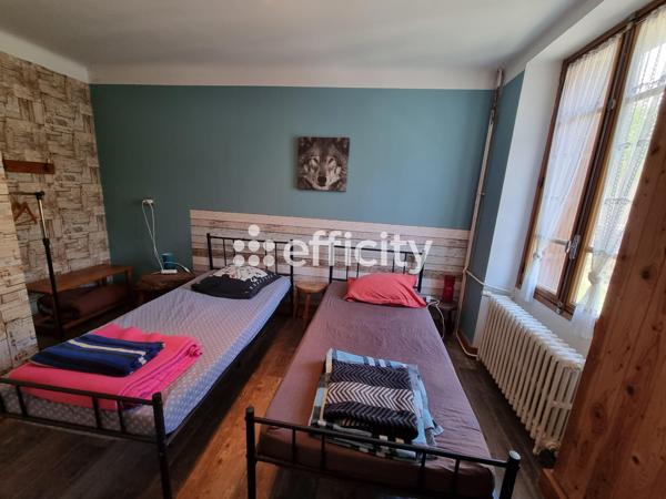 Maison 10 pièces - 145 m²