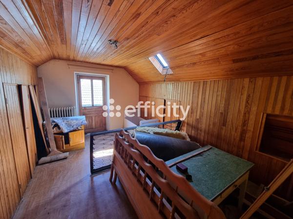 Maison 10 pièces - 145 m²