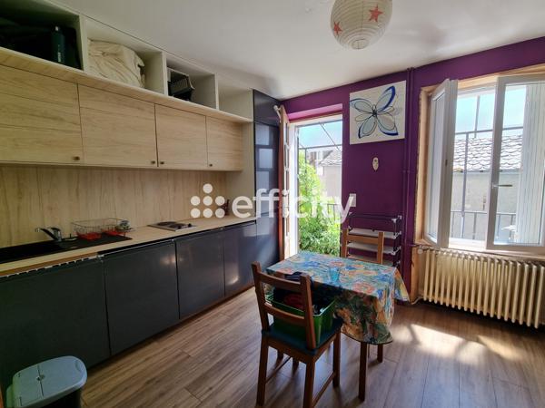 Maison 10 pièces - 145 m²