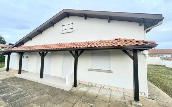 Maison à vendre    5 pièces •  Anglet