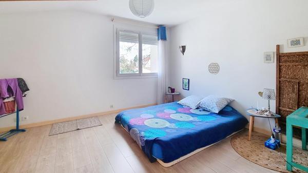 IDEAL INVESTISSEURS - T4 avec garage et jardin 127m2