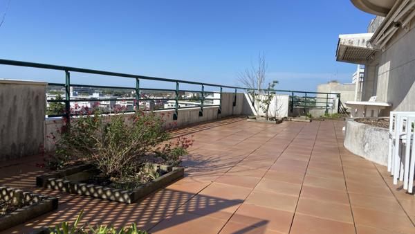 Appartement 5 pièce(s) 3 chambre(s) 196.37 m²