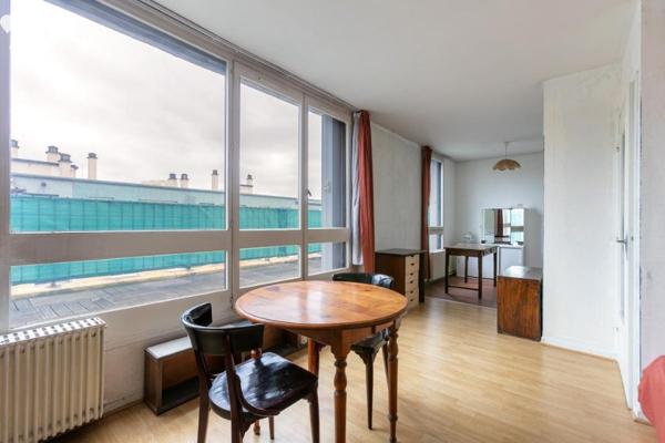 Paris 14e - Plaisance - Studio/2P + Terrasse - 6e Dernier étage - Ascenseur - Cave  +Parking boxé