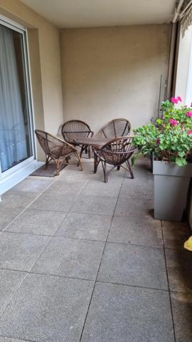 RARE- BRIVE CENTRE - BEAU T3 AVEC TERRASSE- GARAGE et CAVE