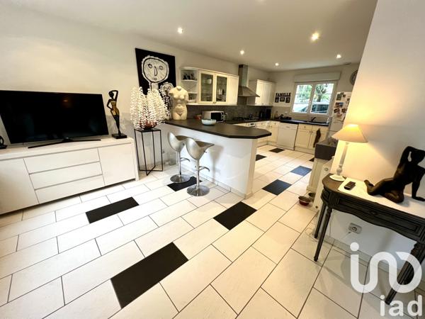 Maison à vendre 7 pièces 146 m² Sucy-en-Brie