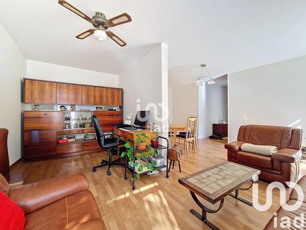 Appartement 5 pièces de 86 m² à Ris-Orangis (91130)