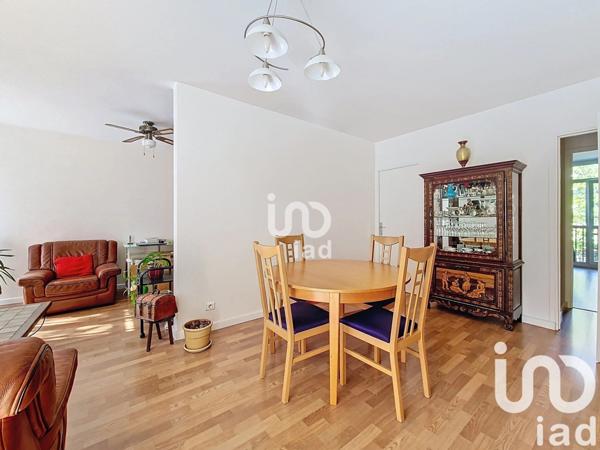 Appartement 5 pièces de 86 m² à Ris-Orangis (91130)