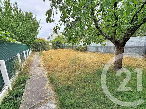 Maison à vendre  4 pièces - 74 m 2   GONESSE  - 95