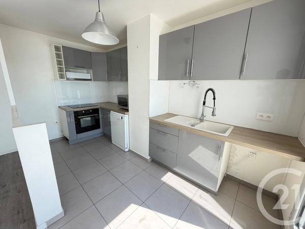 Appartement à vendre  5 pièces - 95 m 2   BEZONS  - 95