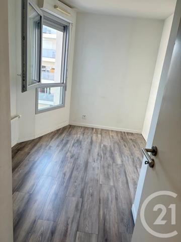Appartement à vendre  5 pièces - 95 m 2   BEZONS  - 95
