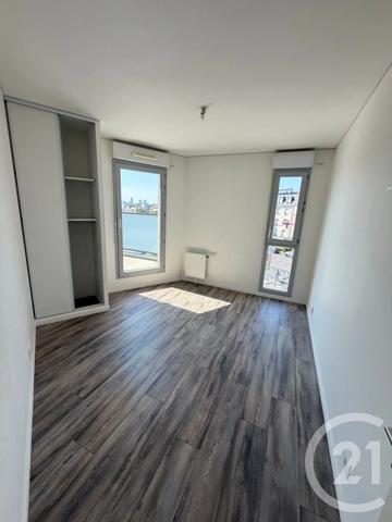 Appartement à vendre  5 pièces - 95 m 2   BEZONS  - 95
