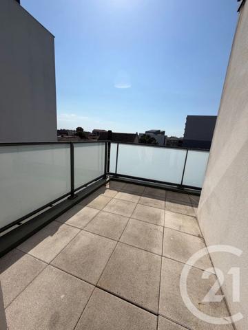 Appartement à vendre  5 pièces - 95 m 2   BEZONS  - 95