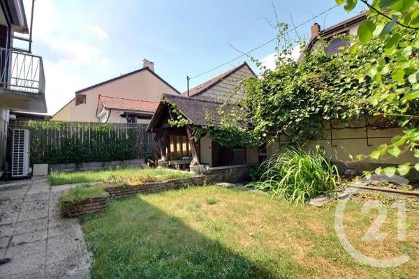 Maison à vendre  6 pièces - 167 m 2   MONTREUIL  - 93
