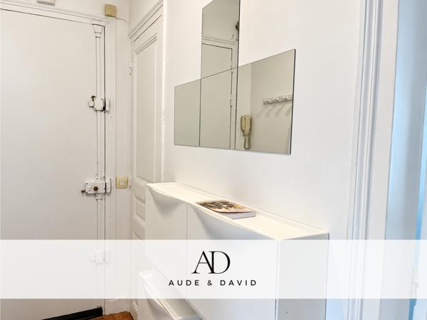 Appartement
         2 pièces
        - 39 m² 340 000 € *