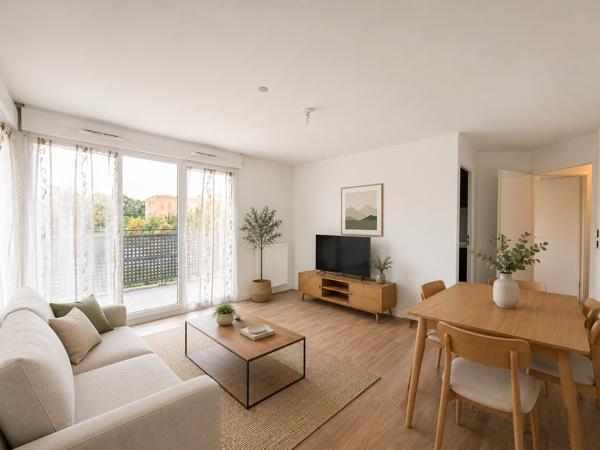 Appartement
         3 pièces
        - 62 m² 219 000 € *