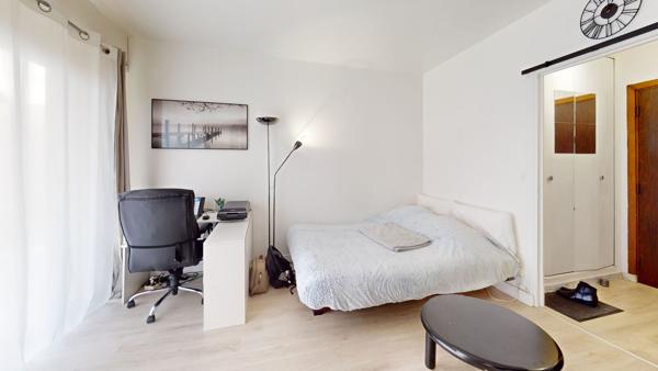 Appartement Saint Maur Des Fosses 1 pièce 24.6 m2