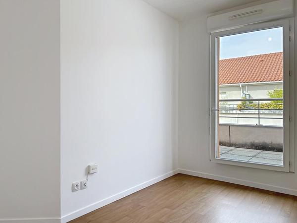 T2 – GARAGE – 28 m² – 69100 – VILLEURBANNE
