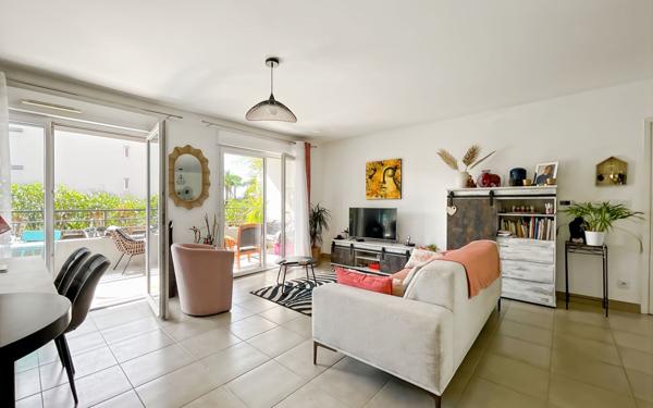 Appartement à vendre    3 pièces • 62,56 m2 Fréjus