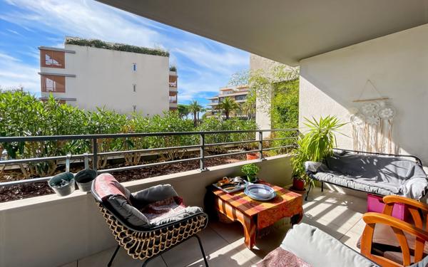 Appartement à vendre    3 pièces • 62,56 m2 Fréjus