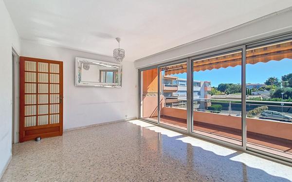 Appartement à vendre    4 pièces • 82,70 m2 Le Cannet