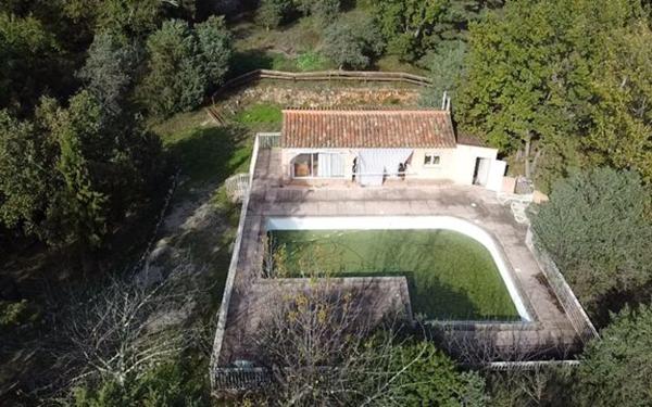 Maison à vendre    7 pièces • 284 m2 Saint-Cézaire-sur-Siagne