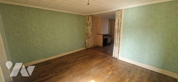 Appartement à rénover au RDC d'une petite copro du centre ville