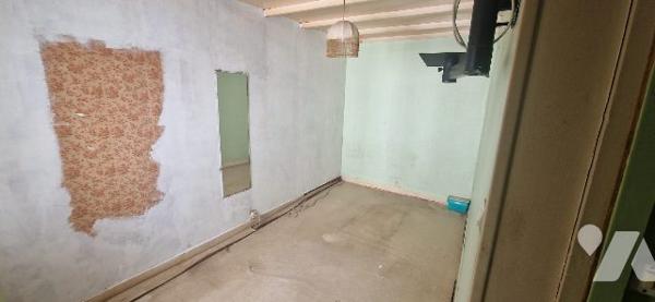 Appartement à rénover au RDC d'une petite copro du centre ville