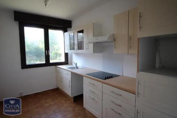Appartement à louer 2 pièces 65.05m²