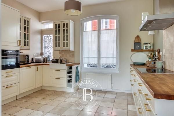 Trouville-sur-Mer, Maison 4 Chambres -  126 m² à vendre