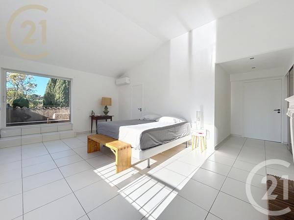 Maison à vendre  6 pièces - 356 m2 MOUGINS - 06