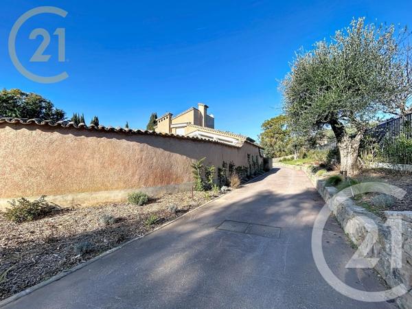Maison à vendre  6 pièces - 356 m2 MOUGINS - 06