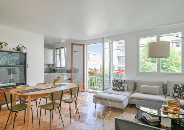 Appartement
         2 pièces
        - 56 m² Exclusivité 440 000 € *