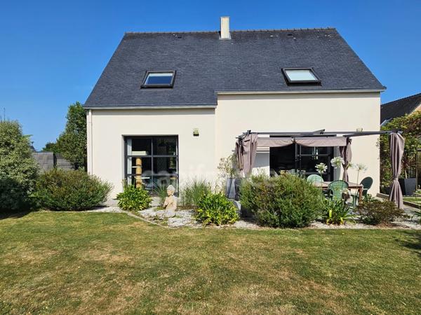 À vendre – Maison contemporaine à Pleuven, 115 m² sur 495 m² de terrain - 4 chambres – vie de plain-pied – proche mer