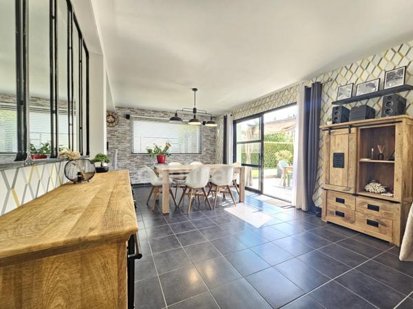 À vendre – Maison contemporaine à Pleuven, 115 m² sur 495 m² de terrain - 4 chambres – vie de plain-pied – proche mer