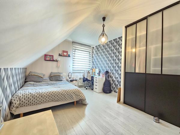 À vendre – Maison contemporaine à Pleuven, 115 m² sur 495 m² de terrain - 4 chambres – vie de plain-pied – proche mer