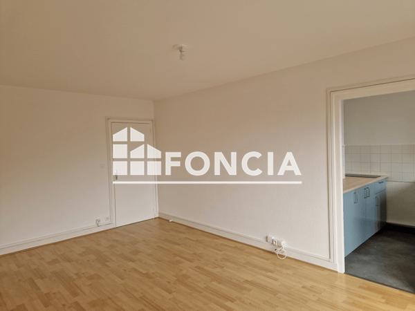 Location Studio 35 m² - 135 RUE AUGUSTE CHEVALLIER Tours 37000