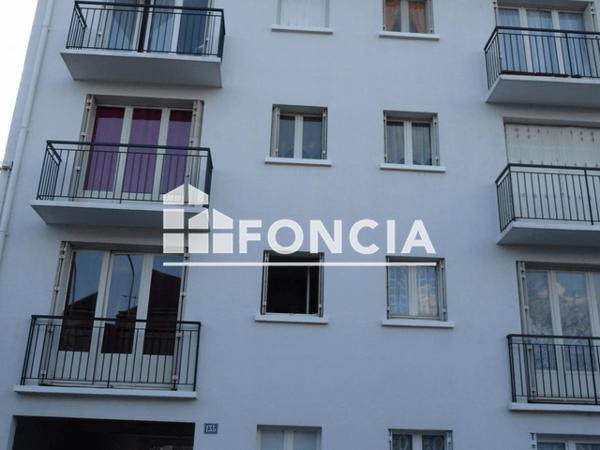 Location Studio 35 m² - 135 RUE AUGUSTE CHEVALLIER Tours 37000