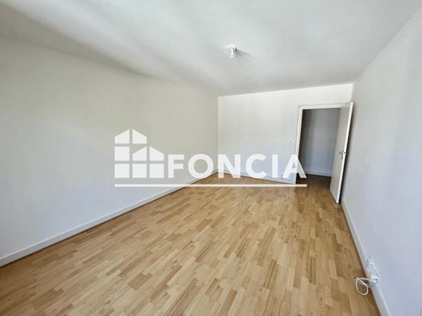 Location Studio 35 m² - 135 RUE AUGUSTE CHEVALLIER Tours 37000