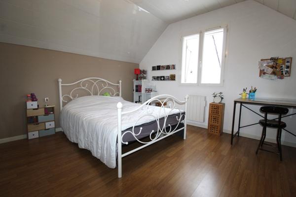 Coulanges-lès-Nevers (58660) À Coulanges-lès-Nevers, découvrez ce pavillon familial de 132 m²