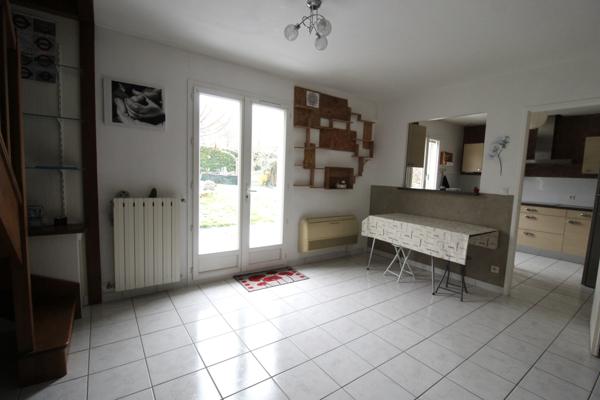 Coulanges-lès-Nevers (58660) À Coulanges-lès-Nevers, découvrez ce pavillon familial de 132 m²