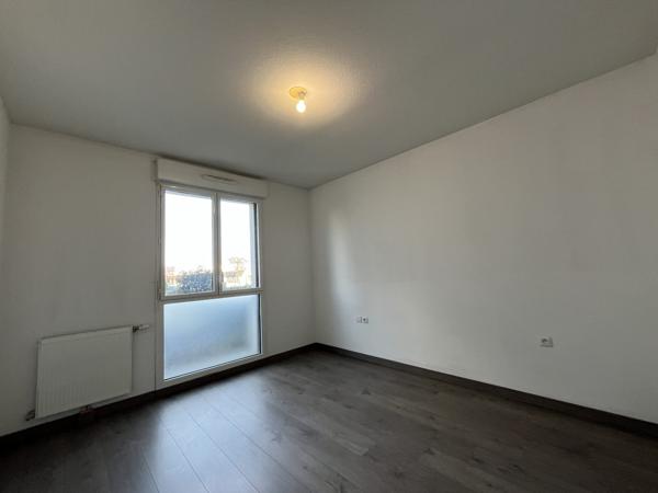 T4 DE 80M2 AVEC PARKING