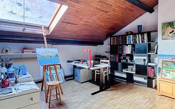 Maison à vendre    5 pièces •  Saint-Just-Saint-Rambert