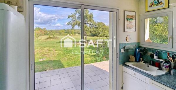 Ensemble maison d'habitation, gîte et herbage