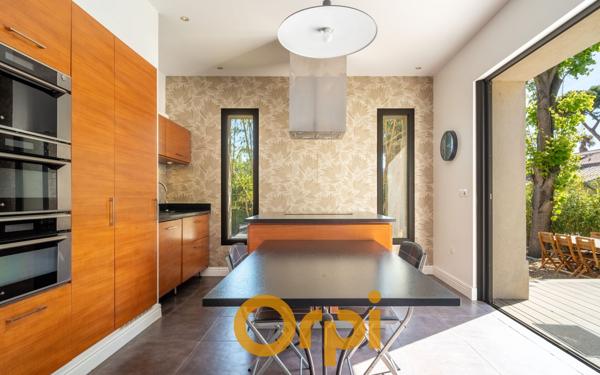 Maison à vendre    5 pièces • 110 m2 Carqueiranne