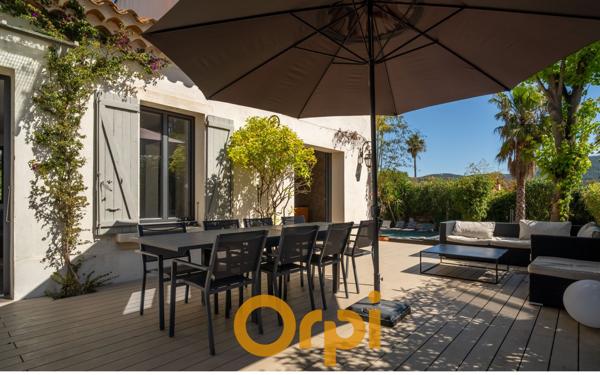 Maison à vendre    5 pièces • 110 m2 Carqueiranne
