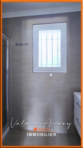 Flassans-sur-Issole : Villa de 107 m² sur un terrain de 485 m², 4 chambres, garage de 56 m², piscine...