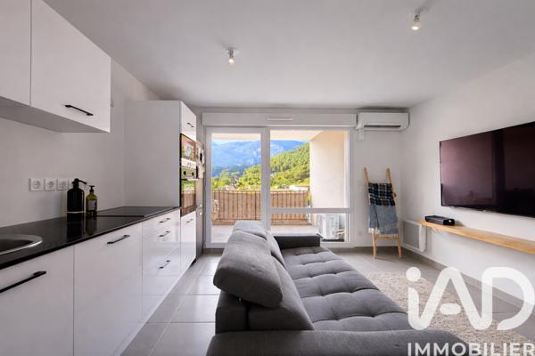 Appartement à vendre 2 pièces 40 m² Cuges-les-Pins