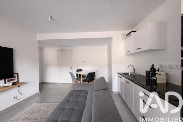Appartement à vendre 2 pièces 40 m² Cuges-les-Pins